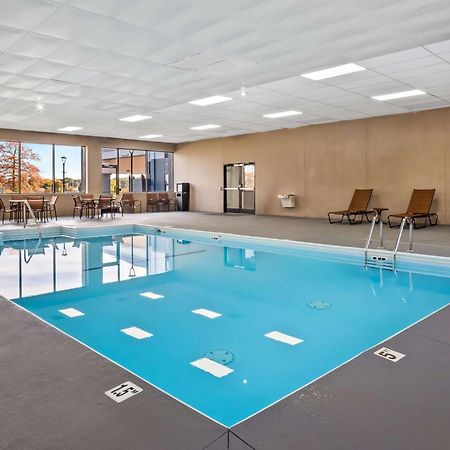 Surestay Plus Hotel By Best Western Stevensville St Joseph Exterior photo