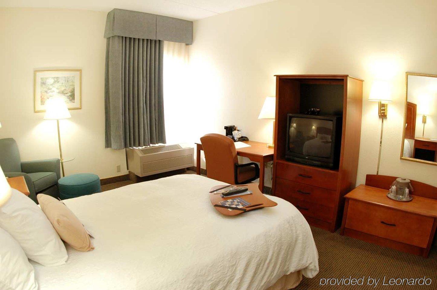 Surestay Plus Hotel By Best Western Stevensville St Joseph Room photo